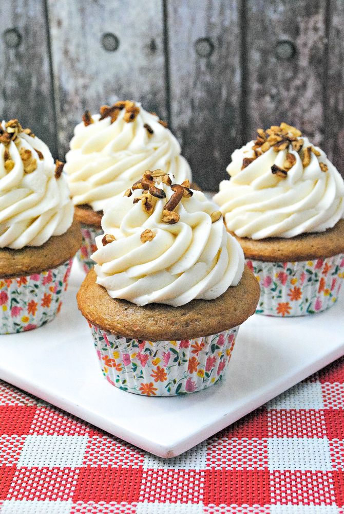 carrot-cake-cupcakes-8
