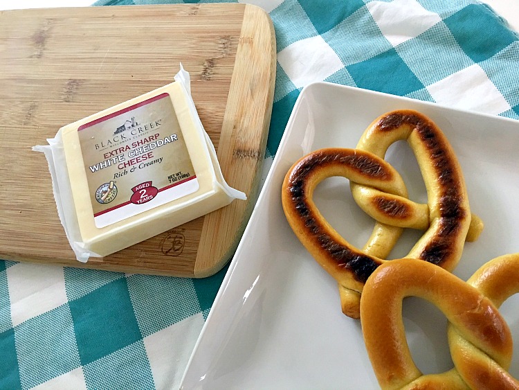 Grilled Jalapeno Cheddar Cheese Pretzel 