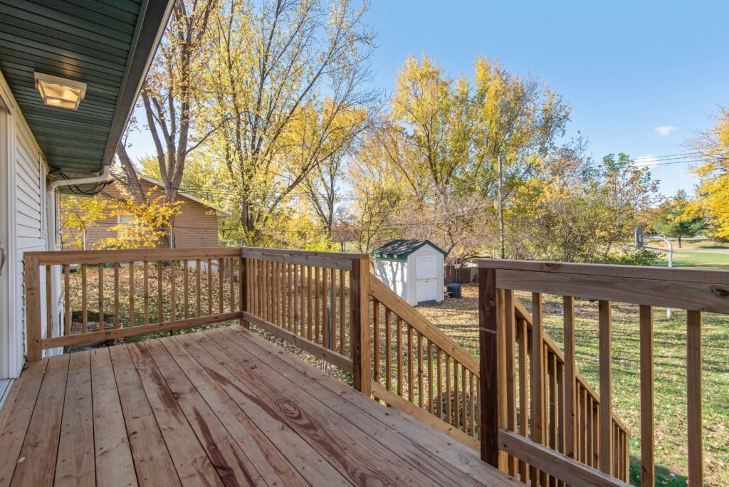 Environmental Benefits of Choosing a Professional Deck Staining Service