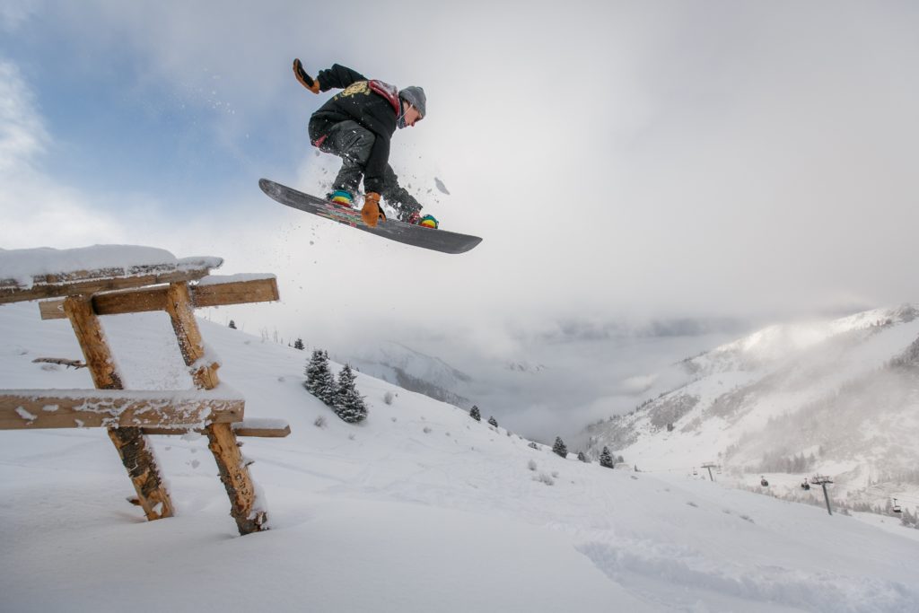 Unforgettable Snowboarding Adventures That Thaw the Boredom