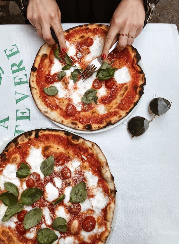 5 Essential Tips for Finding the Best Pizza Restaurant in Town