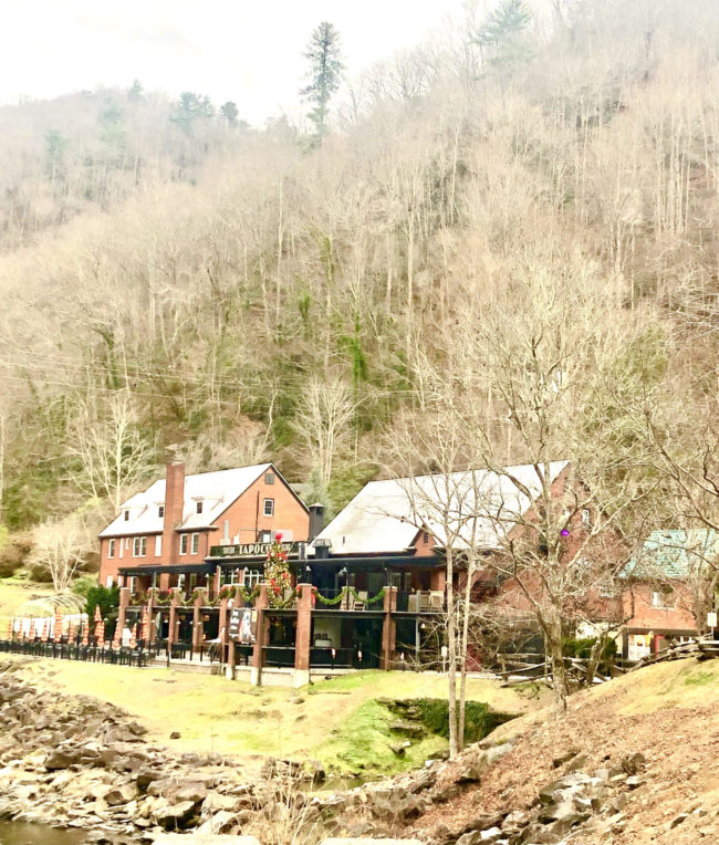 The Tapoco Lodge: A Hidden Gem in North Carolina